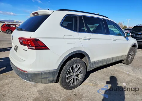 2020 Volkswagen Tiguan Se z USA, uszkodzony, nr VIN 3VV2B7AX1LM024351
